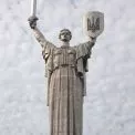 Від радянського герба до Тризуба: у столиці презентують історію переосмислення «Батьківщини-матері»