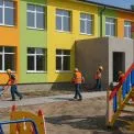 Дітям повертають дитинство: на Київщині відновлюють садки й ліцей