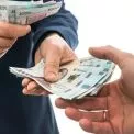 Не пізніше 7 днів: податкова нагадала строки та форму повернення грошей покупцям