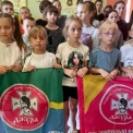 Учні Мироцької гімназії зібрали 11 тисяч гривень для ЗСУ замість букетів