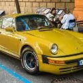 Нардеп на ретро-легенді: у столиці засвітився Porsche 911 Turbo з «модними» номерами