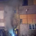 У Києві на Жмеринській вночі загорівся склад: площа пожежі — 60 кв. м