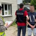 У Києві судитимуть ділка, який обіцяв за $2000 зняти чоловіка з розшуку у «Оберіг»
