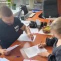 Директорка навчального закладу підозрюється у зловживанні службовим становищем: укриття не відповідало нормам