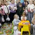 Міжнародні благодійники подарували київським дітям іграшки у Vcentri HUB: Дніпровський