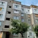 Понад 90 нових конструкцій: у Петрівській громаді замінили вікна в пошкоджених багатоповерхівках