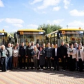 Київщина поповнила автопарк шкільних автобусів: 10 інклюзивних автобусів уже на маршрутах