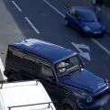 На Подолі водій позашляховика напав на велосипедиста після зауваження щодо зупинки