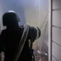 росія атакувала Київщину дронами: виникла пожежа у двоповерховій будівлі