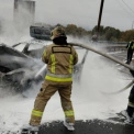 У Києві на Північному мосту загорівся автомобіль: обійшлося без постраждалих