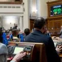 Верховна Рада дозволила бронювати працівників оборонних підприємств без оформленого військового обліку