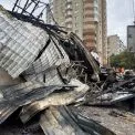Внаслідок нічної атаки на Бровари зруйновано мінімаркет і пошкоджено кілька багатоповерхівок