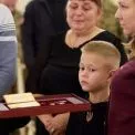 Президент Зеленський вручив ордени «Золота Зірка» Героям України та рідним загиблих воїнів