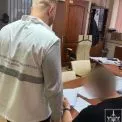 У Києві начальника управління Голосіївської РДА підозрюють у розкраданні бюджету під час ремонту спорттрас