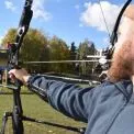 На Київщині ветерани змагалися у стрільбі з лука: сила, точність і незламність