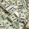 Продали чуже — заробили мільйони: у Києві зловили групу шахраїв
