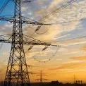 Українцям пояснили, чому не завжди дотримуються графіків відключень світла