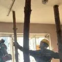 Рятувальники КАРС стабілізували пошкоджені конструкції житлового будинку в Києві