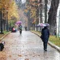 Хмарно, але тепло: у Києві прогнозують короткочасні опади 28 жовтня