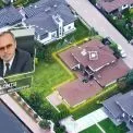 Будинок за пів мільйона доларів для родини судді: як батько Світлани Грабець став власником елітного маєтку під Києвом