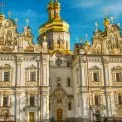 Святиня крізь століття і бар’єри: у Лаврі створили інклюзивну віртуальну екскурсію Троїцькою надбрамною церквою
