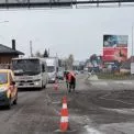 Довгобуд дороги між Крюківщиною та Гатним зрушив із місця: ремонт поновлюють
