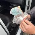 400 доларів за авто і 40 тисяч за місяць «спокою»: на Київщині викрили дві хабарні схеми