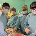 Київські кардіохірурги повернули до життя двох чоловіків із уламками в серці