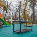 На території храму в Бучі облаштували дитячий майданчик завдяки меценатам