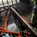 У Києві під час пожежі в житловому будинку врятували двох осіб