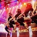 У Києві показують вар’єте-шоу «Рояль» на підтримку ЗСУ