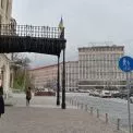 Київ робить крок до доступності: інклюзивні паркомісця і велодоріжка з’явилися біля Нацфілармонії