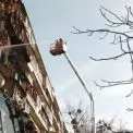 Рятувальники витягнули з-під завалів 17 людей: ДСНС показала наслідки удару по дев’ятиповерхівці в Києві