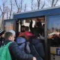 Борщагівка після атаки: трамваї зупинилися, пасажири штурмують автобуси