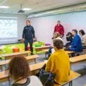 Українська вдома — російська в класі: що відбувається з мовою у школах столиці
