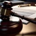 Знімав «порчу» за 4,5 тисячі й блокував клієнтів: київського шахрая відправляють до суду