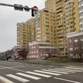 Київ встановив два сучасні світлофори з резервним живленням