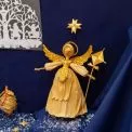 Папір як герой свята: у Києві показують ялинку з handmade-іграшками