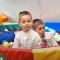 «Моя найбільша мрія — це почути “мама”»: соціально відповідальні бізнеси об’єдналися, щоб підтримати родини, які виховують дітей з РСА