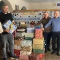 Німецькі школярі передали київським дітям понад 2000 різдвяних подарунків