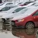 Автівки пливуть дорогою: у Дніпровському районі Києва затопило вулиці