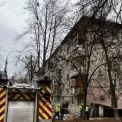 Київ після атаки: уламки БПЛА, зруйнований дах і п’ятеро постраждалих