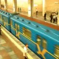 Рух відновлено: у Києві поїзди знову курсують по всій «червоній» лінії метро