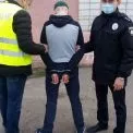 У Білій Церкві п’яний чоловік пограбував жінку: грабіжника затримали перехожі