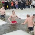 Водохреще в Києві: де дозволили занурення та які заходи безпеки діятимуть