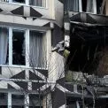 Клініка на Оболоні перетворилась на згарище: що залишилось після удару РФ