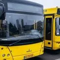 Пластикові туалети замість умов праці: як у Києві працюють водії громадського транспорту