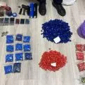 Понад 1,2 кг психотропів: у Києві зупинили автомобіль із наркодилерами