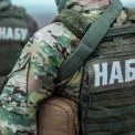 Квартира в Києві за «участь в АТО»: нові підозри навколо керівництва НАБУ