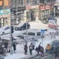 «38 годин без світла»: мешканці ЖК «Барселона» під Києвом перекрили дорогу